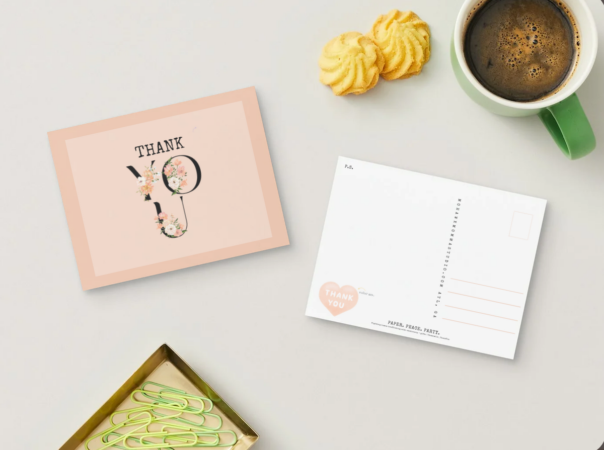 Colección Feliz Cumpleaños | Postal de poesía con acuarela dorada y confeti negro y dorado + Diario™